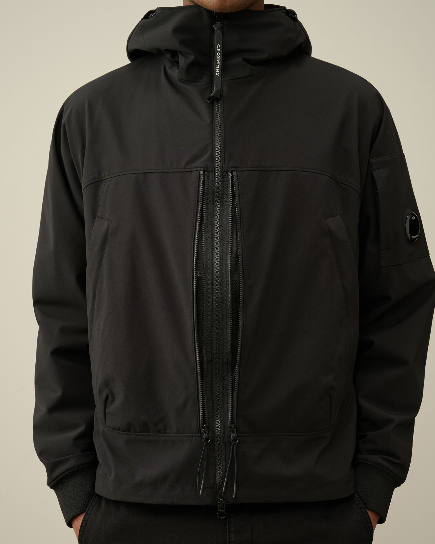 C.P. Company lens-detail hooded jacket - Black