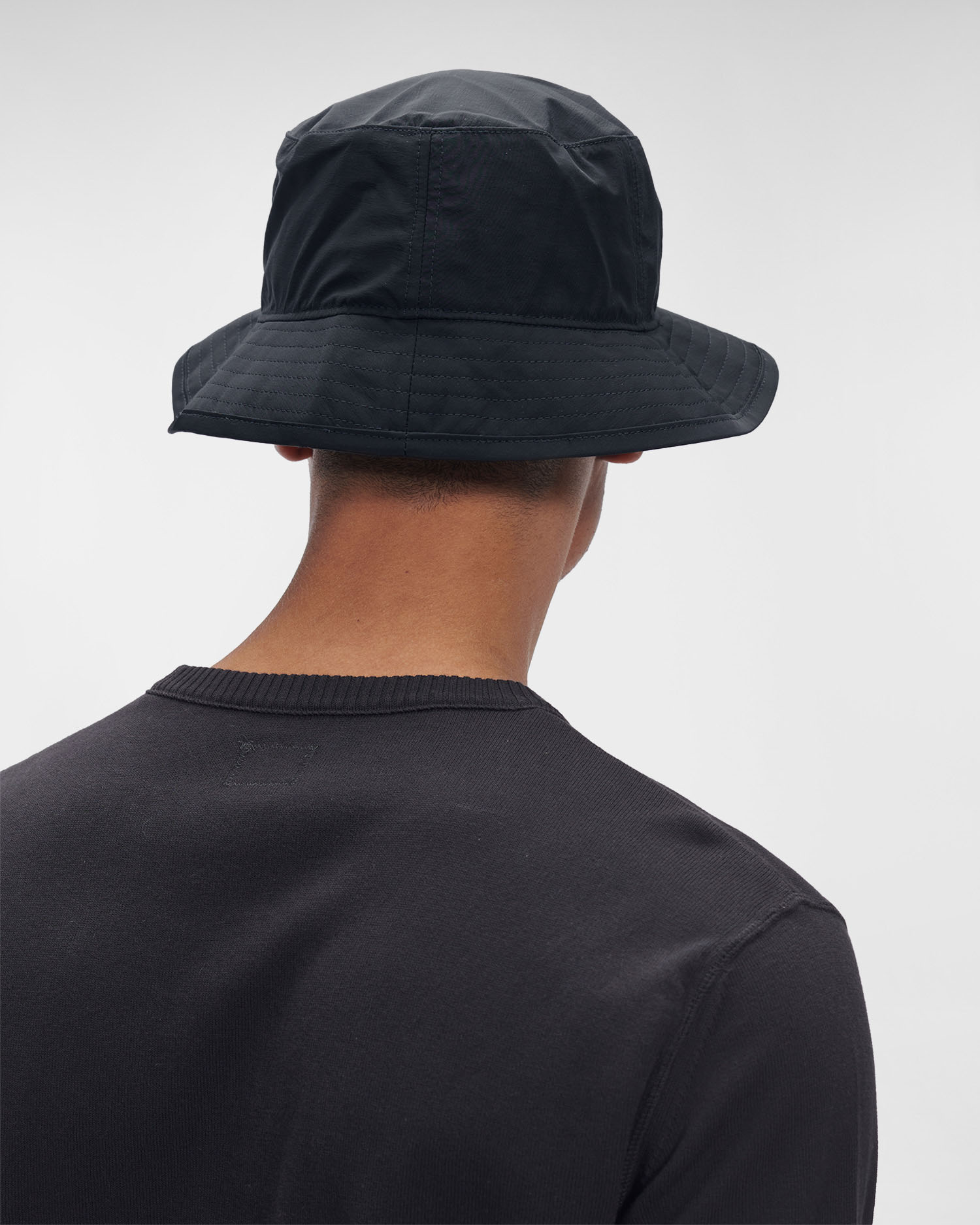 cp company bucket hat xl