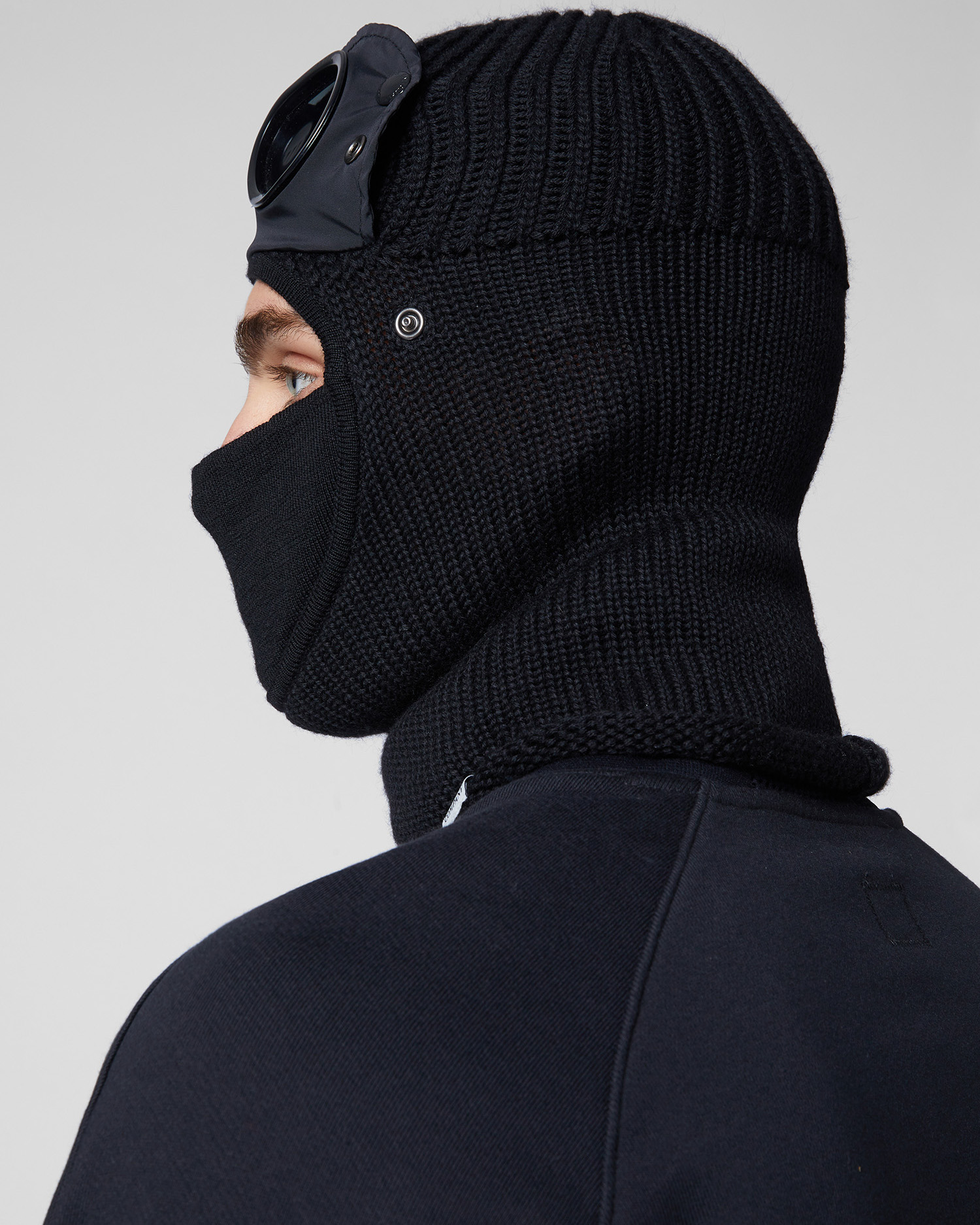 Балаклава c p company. Балаклава c.p.Company Merino Wool Goggle Balaclava. Шапка c.p. Company Balaclava Goggles Black. C.P. Company Балаклава Merino Wool Jacquard. Балаклава Панама c p Company.