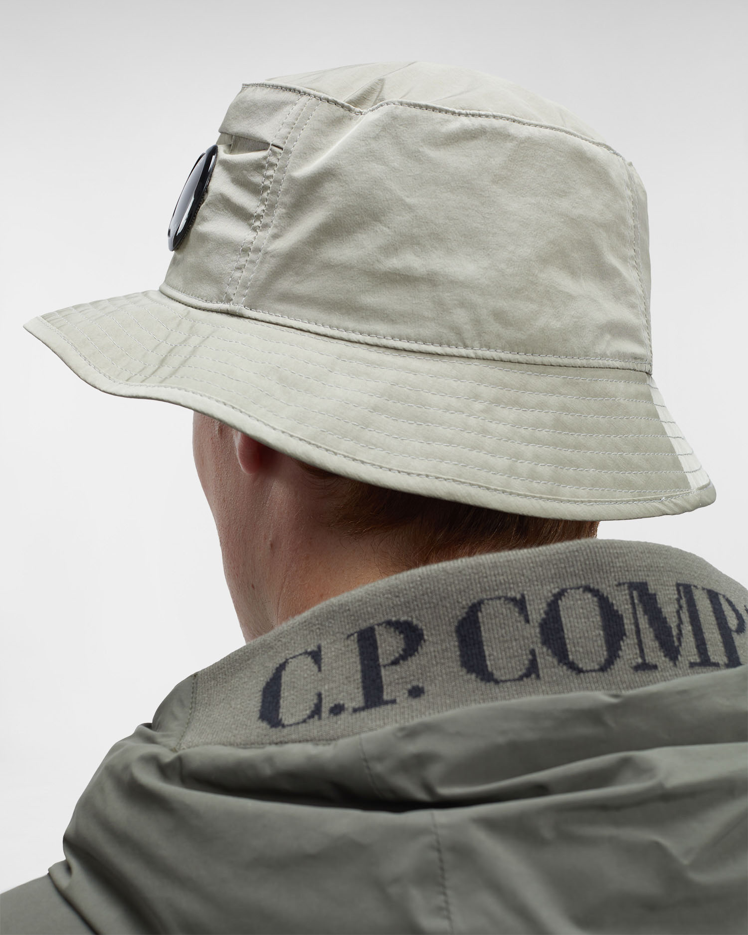 Chrome-R Lens Bucket Hat | C.P. Company Online Store