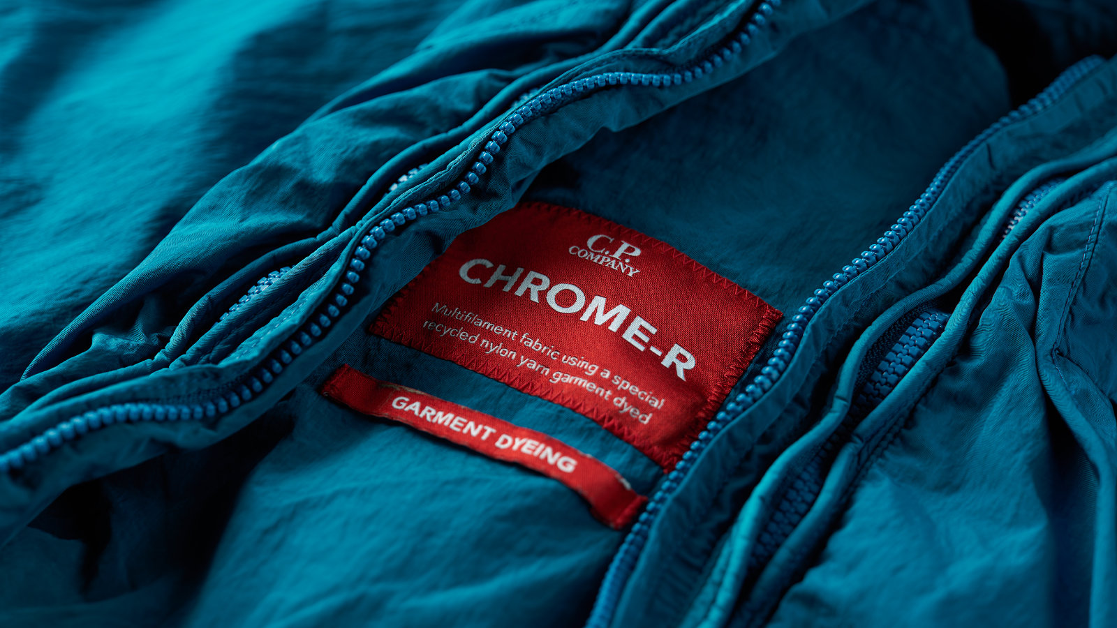 C.P. Company Chrome-R Lens-detailed windbreaker - Blue